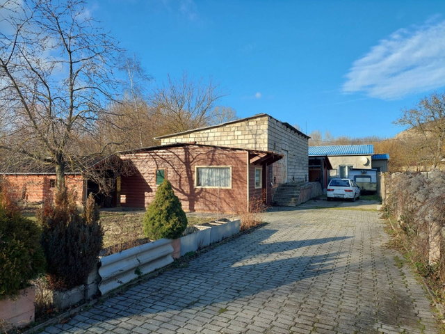 Eladó ipari ingatlan, Kesztölcön 29.9 M Ft / költözzbe.hu