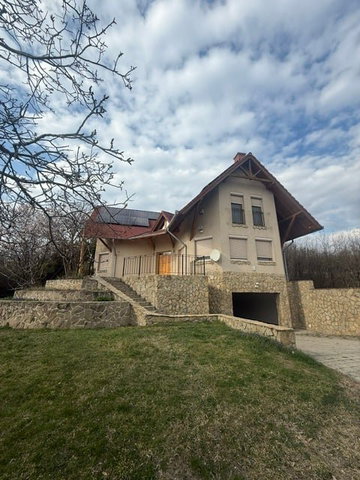 Eladó családi ház, Pákozdon 145 M Ft, 4 szobás