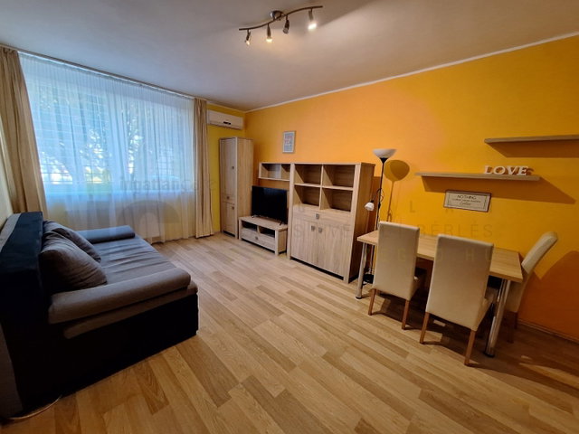 Eladó téglalakás, Szegeden, Alföldi utcában 47.5 M Ft