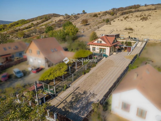 Eladó családi ház, Rádon 89 M Ft, 4 szobás
