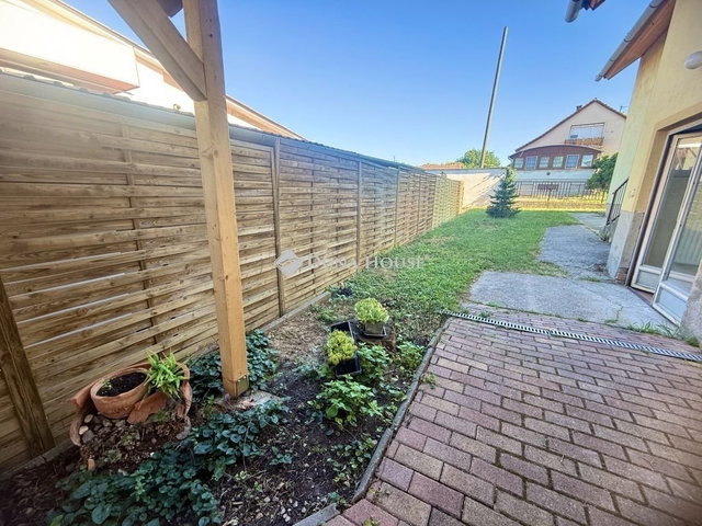 Eladó téglalakás, Kozármislenyen 21.9 M Ft, 1 szobás