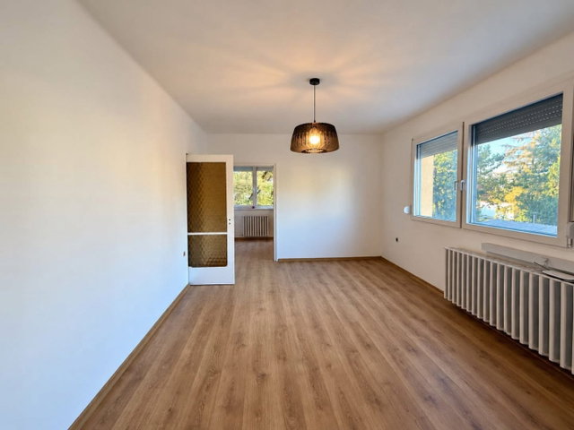 Eladó téglalakás, Kecskeméten 66.9 M Ft, 4 szobás