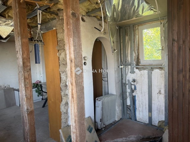 Eladó családi ház, Monorierdőn 23.4 M Ft, 2 szobás