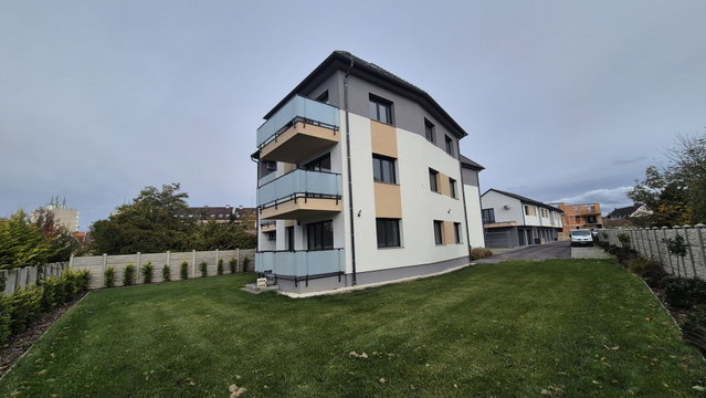 Eladó téglalakás, Sárváron 78.73 M Ft, 2 szobás