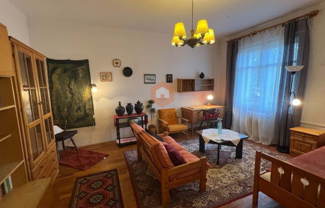 Eladó téglalakás, Pécsett 55 M Ft, 2 szobás