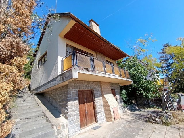 Eladó nyaraló, Báron 18.4 M Ft, 1 szobás / költözzbe.hu