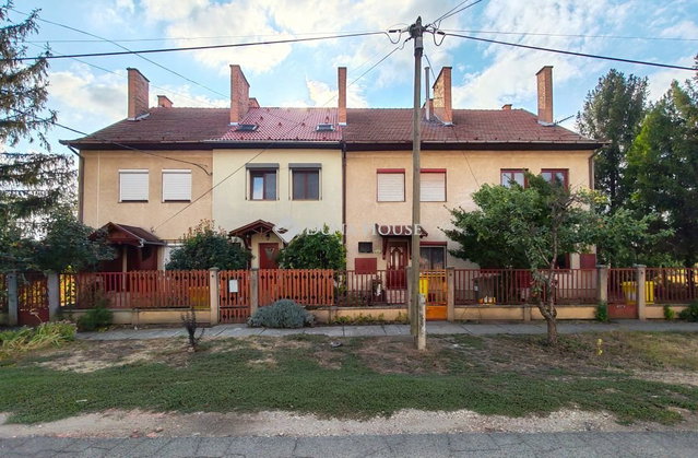 Eladó sorház, Csorváson 25.99 M Ft, 3+1 szobás