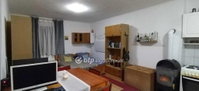 Eladó téglalakás, Pécsett 11.2 M Ft, 1 szobás