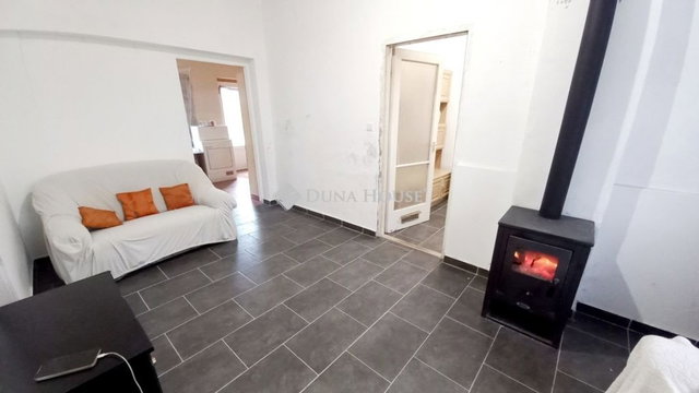Eladó családi ház, Nagykőrösön 33.5 M Ft, 5 szobás