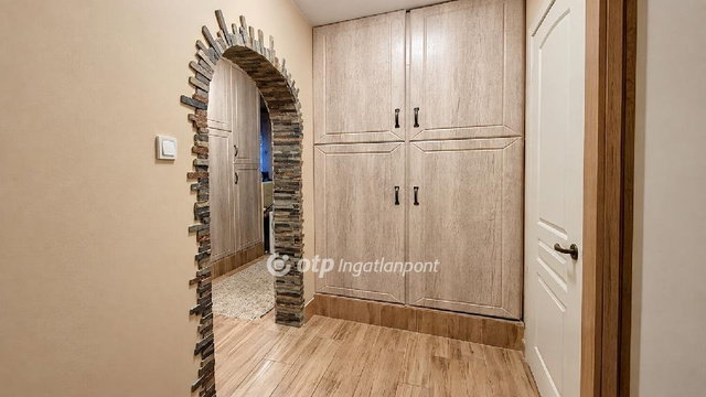 Eladó panellakás, Budapesten, XXI. kerületben 87.5 M Ft