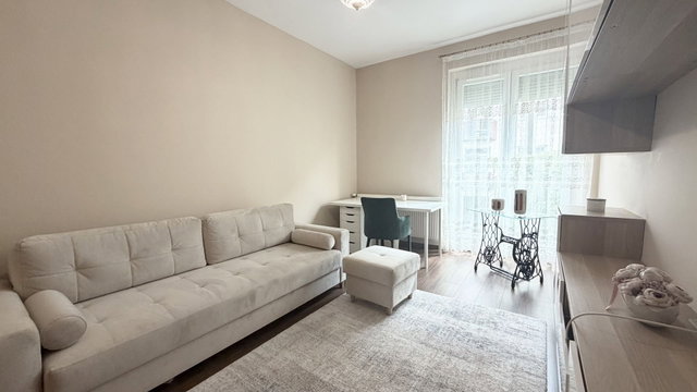 Kiadó téglalakás, albérlet, Debrecenben 270 E Ft / hó, 2 szobás