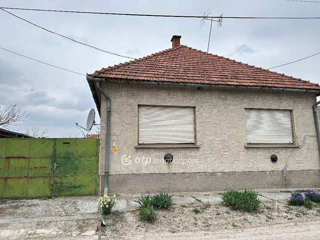 Eladó családi ház, Bátyán 22.5 M Ft, 3 szobás