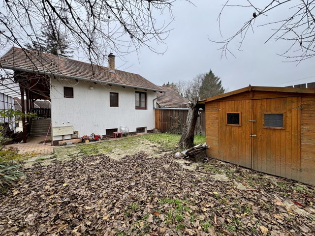 Eladó családi ház, Keszthelyen 52 M Ft, 2+4 szobás