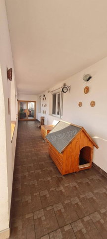 Eladó családi ház, Nagyvenyimen 149 M Ft, 8 szobás