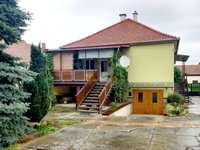 Eladó családi ház, Garán 39.9 M Ft, 6 szobás
