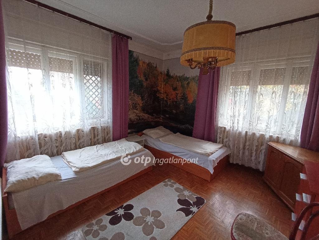 5 bed · 180m² · 34.900.000 ft