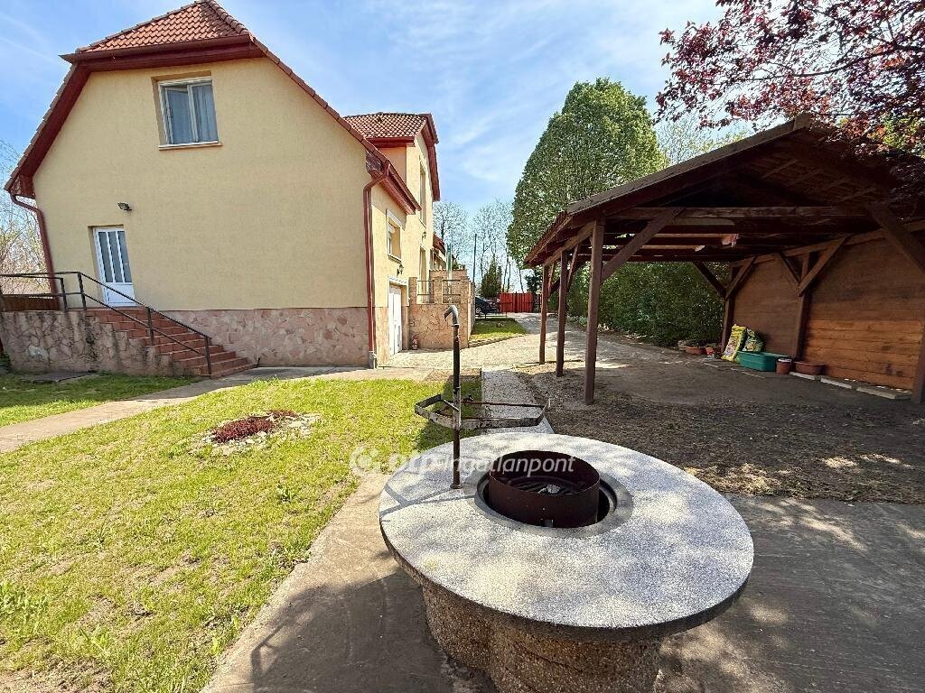 5 bed · 177m² · 66.500.000 ft