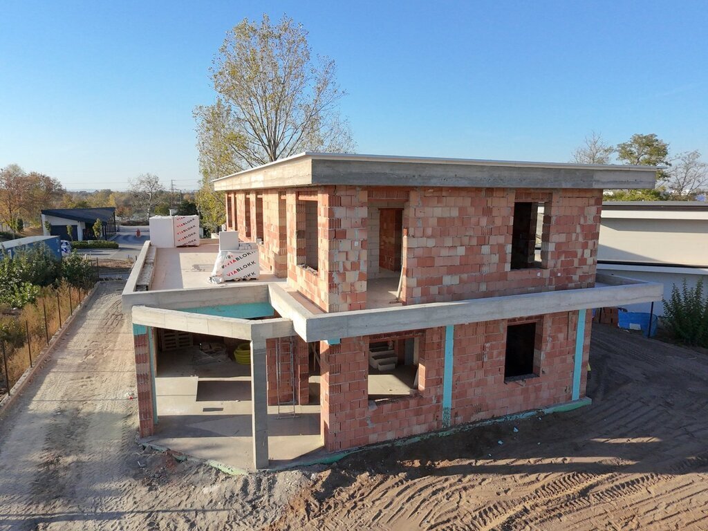 5 hálószoba · 233 m² · 209.000.000 Ft