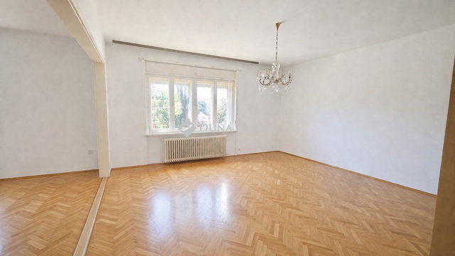 Eladó családi ház, Budapesten, XVI. kerületben, Hősök fasorán