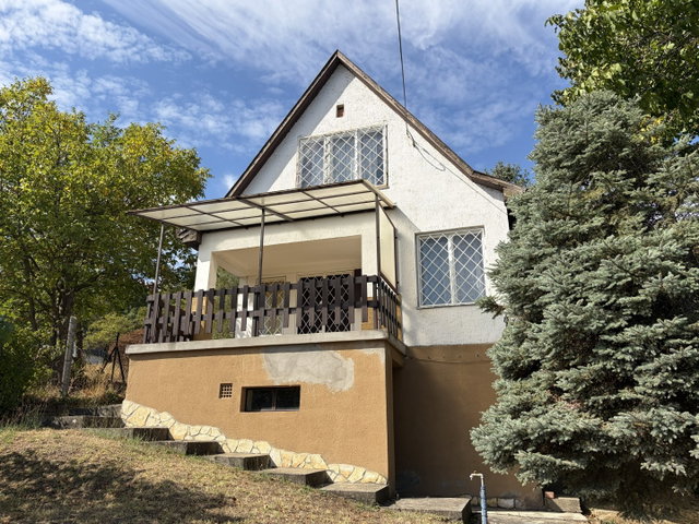 Eladó nyaraló, Nagymaroson 80.96 M Ft, 3 szobás