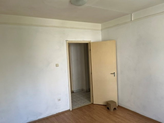 Eladó panellakás, Miskolcon 27.95 M Ft, 2 szobás
