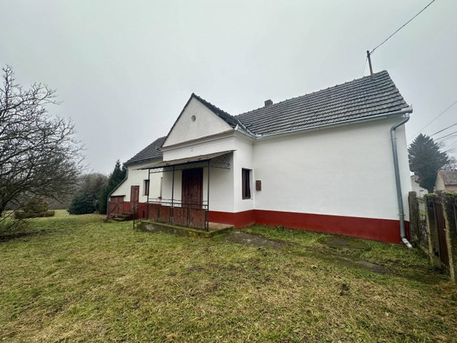 Eladó családi ház, Tapsonyon 19.9 M Ft, 3 szobás