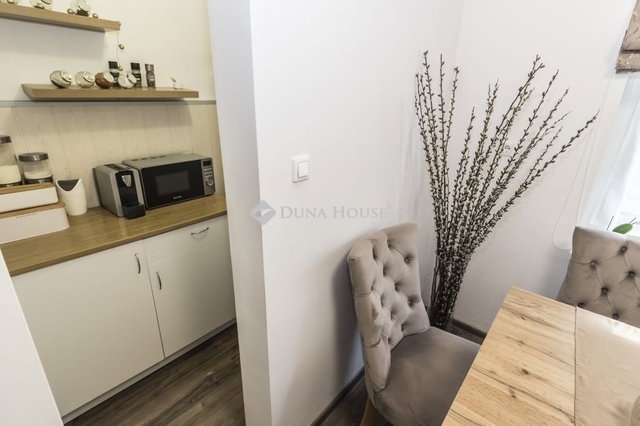 Eladó családi ház, Bükön 73.5 M Ft, 6 szobás