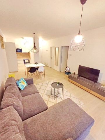 Kiadó téglalakás, albérlet, Debrecenben 250 E Ft / hó