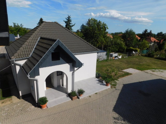 Eladó téglalakás, Keszthelyen 66.9 M Ft, 2 szobás