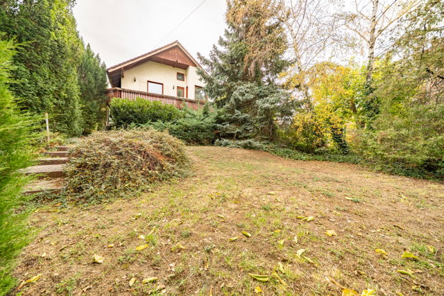 Eladó családi ház, Budaörsön 215 M Ft, 5 szobás