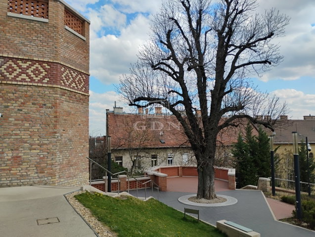 Eladó téglalakás, Budapesten, II. kerületben 84.5 M Ft, 2 szobás