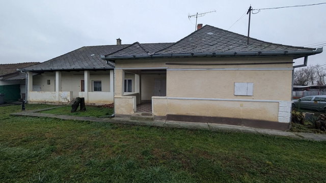 Eladó családi ház, Zsarolyánon 14.89 M Ft, 3 szobás