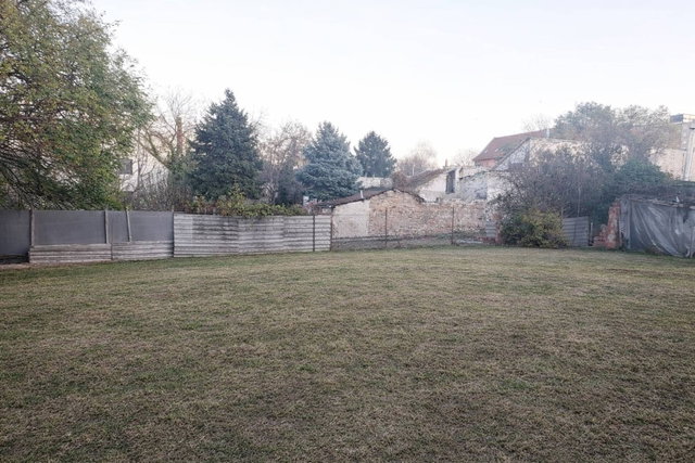 Eladó telek, Budapesten, XXI. kerületben 65 M Ft