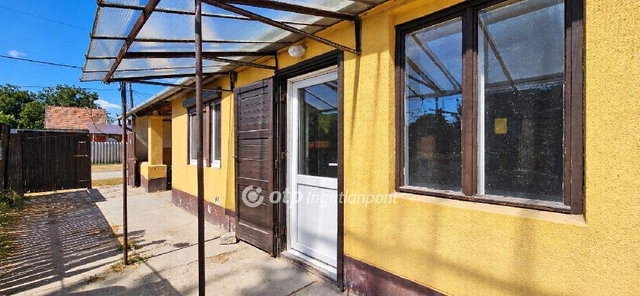 Eladó családi ház, Nagykőrösön 19.8 M Ft, 3 szobás