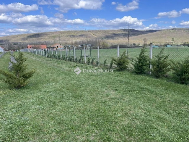 Eladó telek, Gödöllőn 95 M Ft / költözzbe.hu