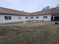 Eladó családi ház, Kiskunfélegyházán 51.5 M Ft, 5 szobás
