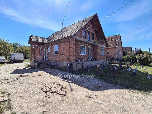 Eladó családi ház, Drégelypalánkon 55 M Ft, 4 szobás