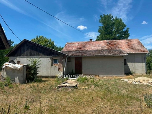 Eladó családi ház, Újszilváson 14.9 M Ft, 3+1 szobás
