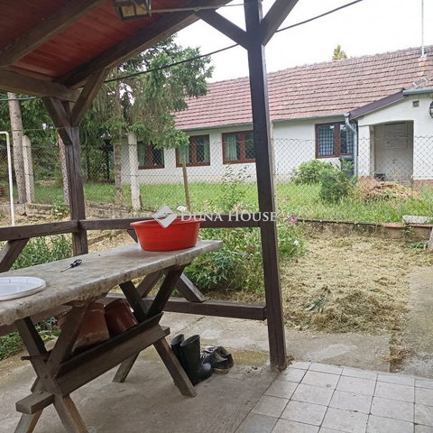 Eladó családi ház, Bérbaltaváron 14.99 M Ft, 4+1 szobás
