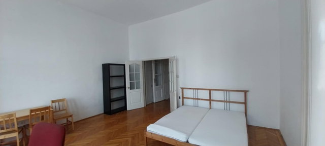 Eladó téglalakás, Budapesten, VIII. kerületben, Fiumei úton