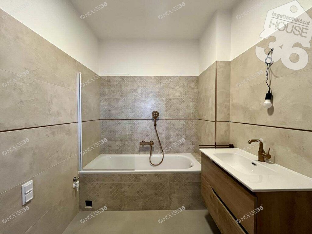 4 bed · 122m² · 156.000.000 ft
