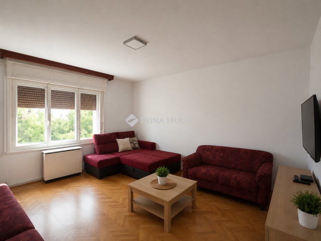 Eladó téglalakás, Kecskeméten 64 M Ft, 4 szobás