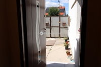 Eladó családi ház, Szegeden 46 M Ft, 2 szobás