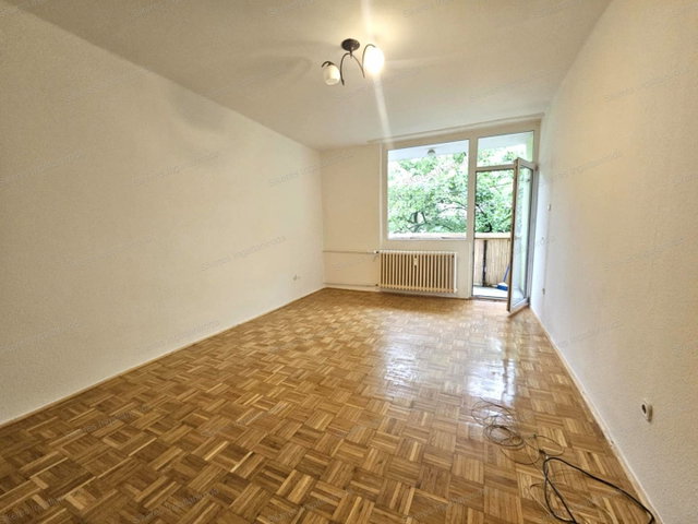 Eladó téglalakás, Tatabányán 42.5 M Ft, 2 szobás