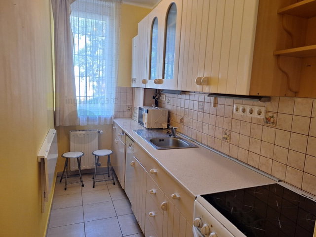 Eladó téglalakás, Szegeden, Alföldi utcában 47.5 M Ft