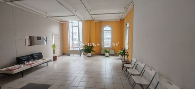 Eladó üzlethelyiség, Zalaegerszegen 34.5 M Ft