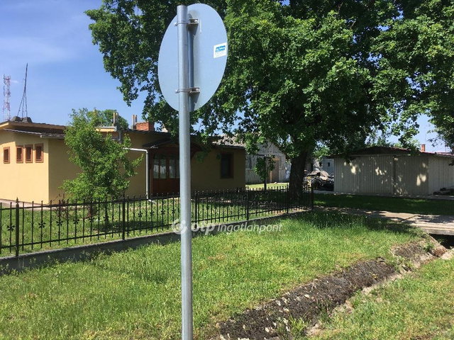Kiadó ipari ingatlan, Karcagon 300 E Ft / hó