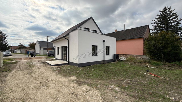 Eladó családi ház, Levélen 92 M Ft, 4 szobás