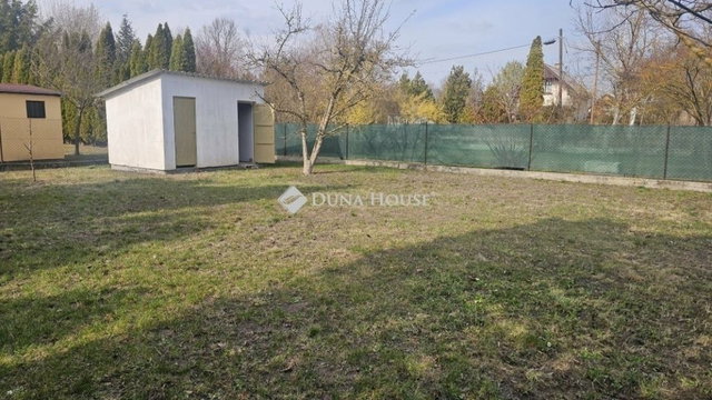 Eladó családi ház, Tápiószentmártonon 36.9 M Ft, 4 szobás