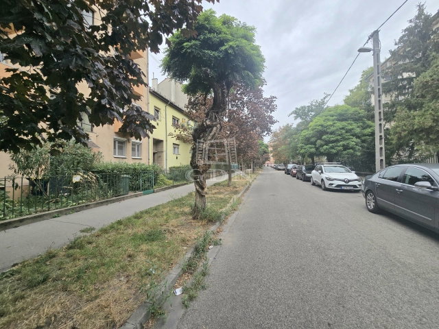 Eladó téglalakás, Budapesten, XIV. kerületben 61.9 M Ft